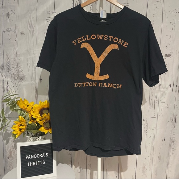 Yellowstone Men’s Tee Size L Preowned - Picture 1 of 5